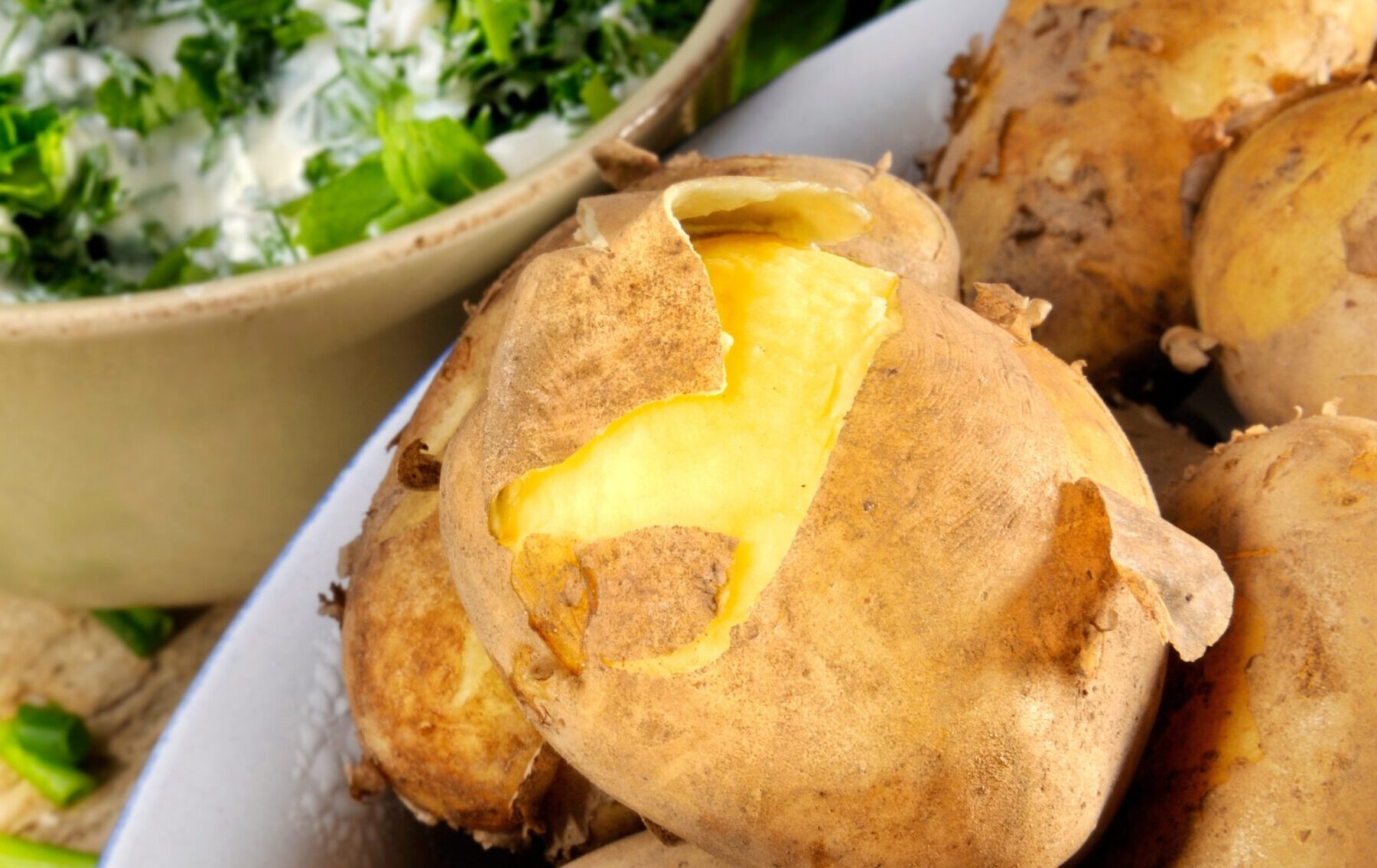 Pellkartoffeln mit Kräuterquark