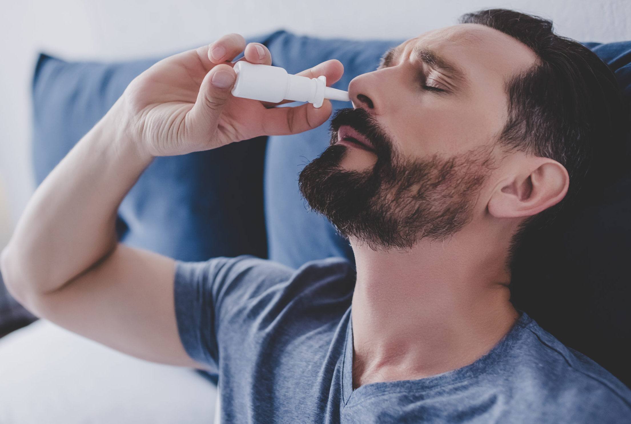 Notfallbehandlung bei lebensbedrohlichen allergischen Reaktionen: Nasenspray statt Spritze